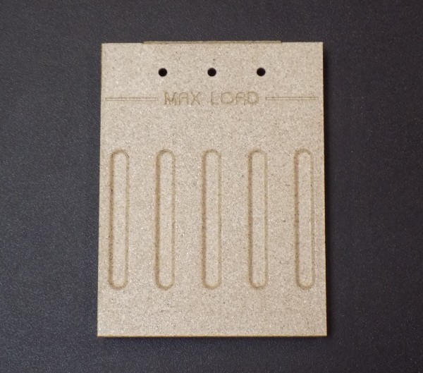 Aduro 15 Rückwandstein mittig