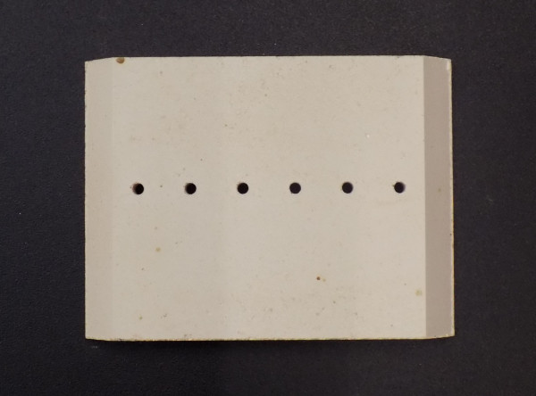 Techfire UNI-1550 Rückwandstein mittig A