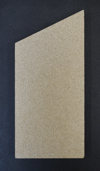 Justus Agero W+ Seitenstein rechts vorne B