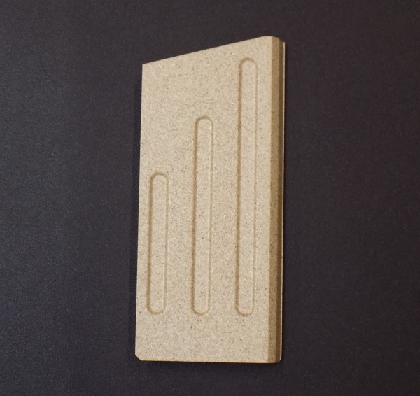 Aduro 13 Seitenstein rechts hinten