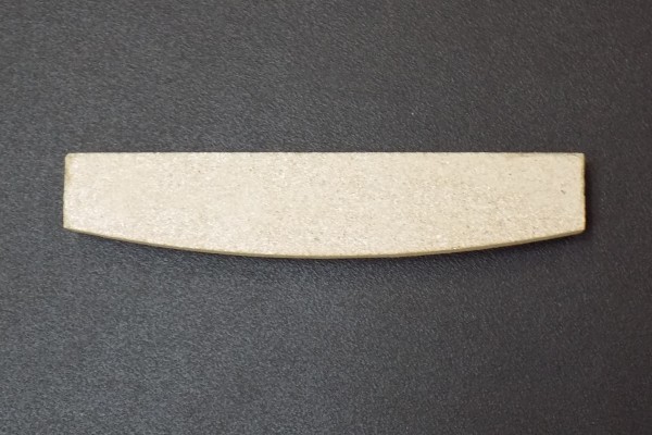 Aduro 16 Bodenstein vorne