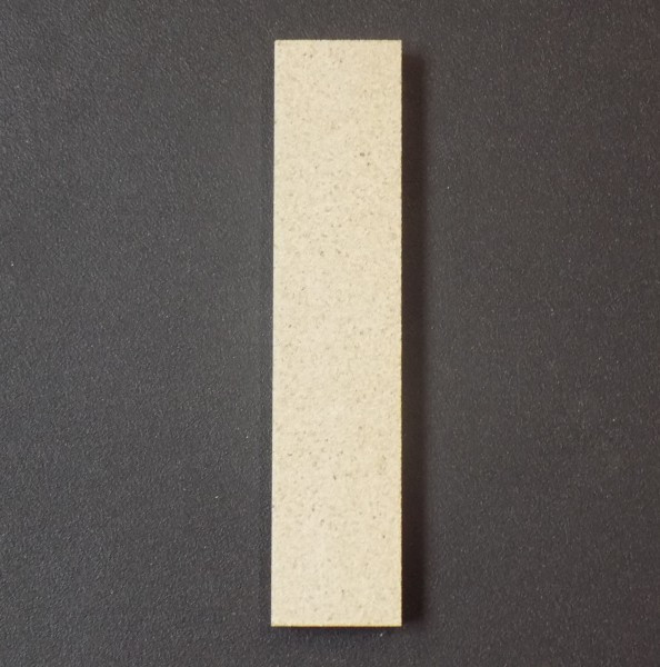 Techfire Bella 1 Bodenstein rechts