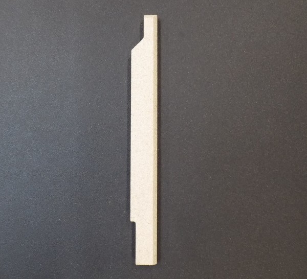 Aduro 13 Seitenstein links vorne